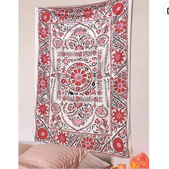 Urban Outfitters Tapestry - Picture 3 of 6